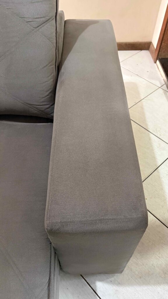 braço sofá depois